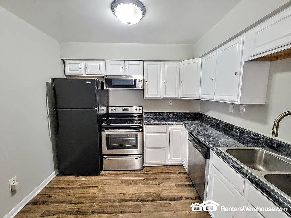 1st image of 6920 Bonnot Dr