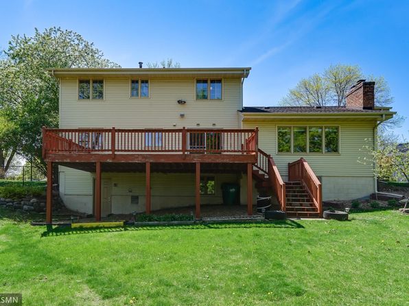 6672 Edgemont Blvd N, Minneapolis, MN 55428
