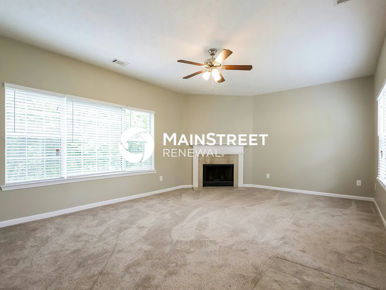 4064 Robin Cir — Photo 3