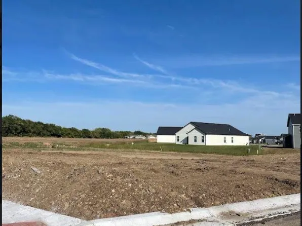 12915 E Spring Valley St, Wichita, KS 67230