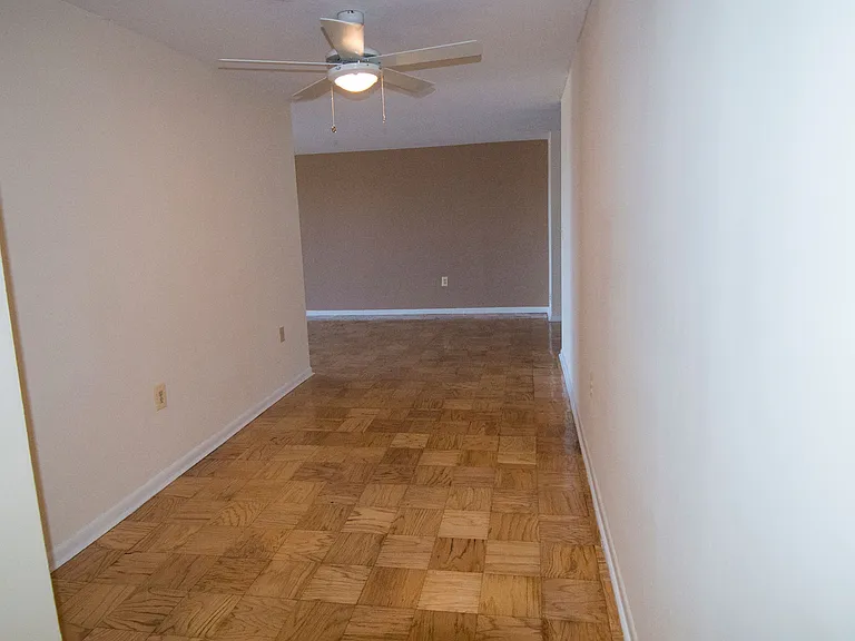 Steward Tower Apartments — Photo 50