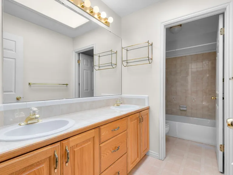 Upstairs Bathroom