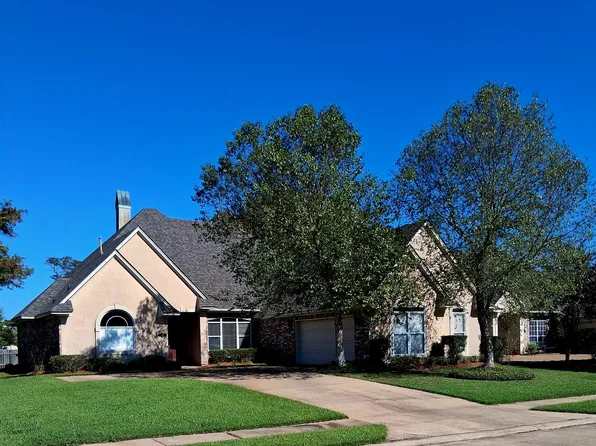 44 Emory Ct, Bossier City, LA 71111