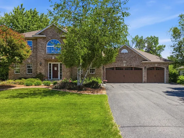 8511 Cedar Ct, Victoria, MN 55386