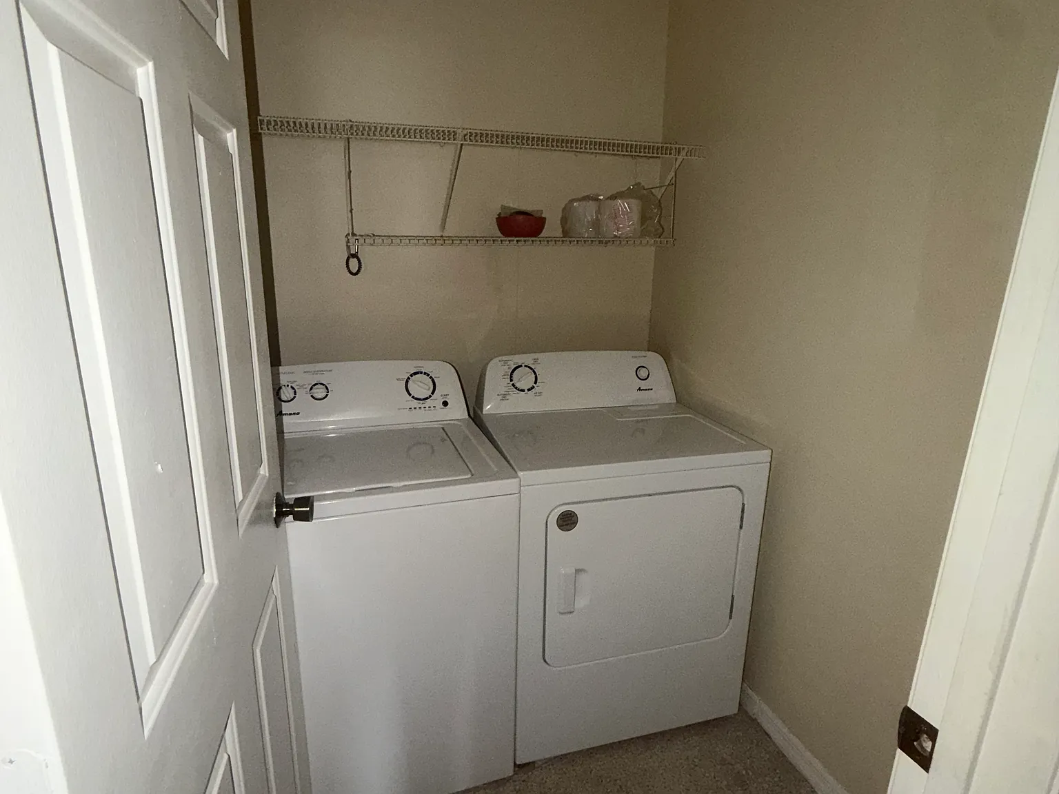 2 bed, 2.5 bath, 1365 sqft, $1,725 — Photo 4
