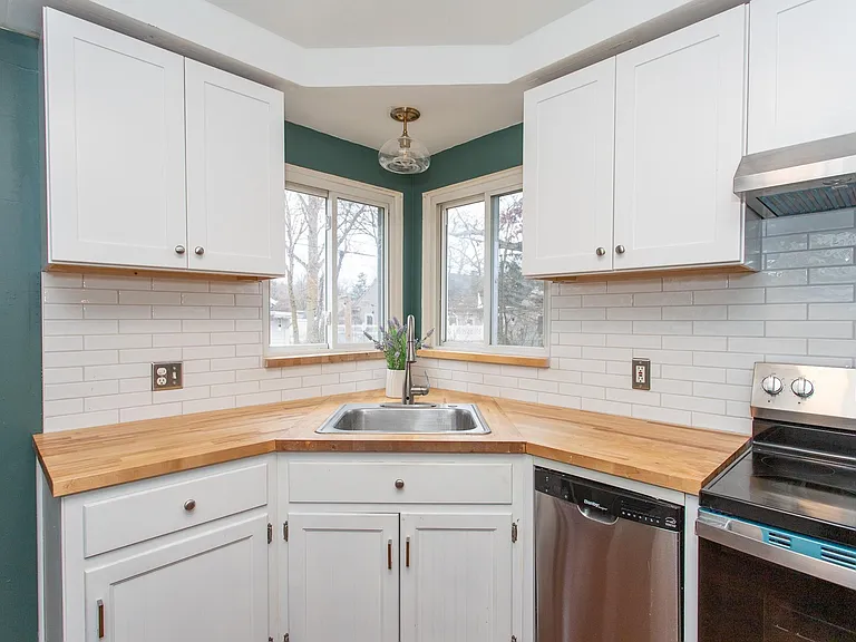 8501 Northfield Blvd — Photo 13
