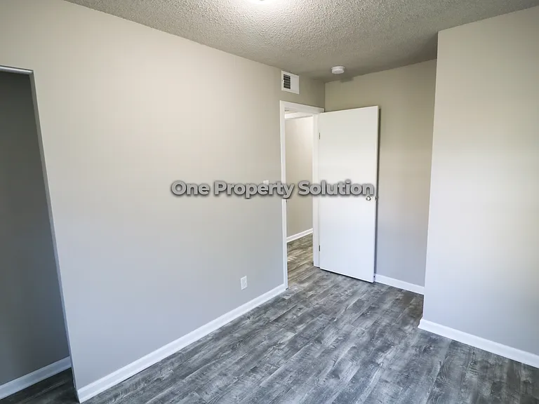 7219 Maryland Ave — Photo 16