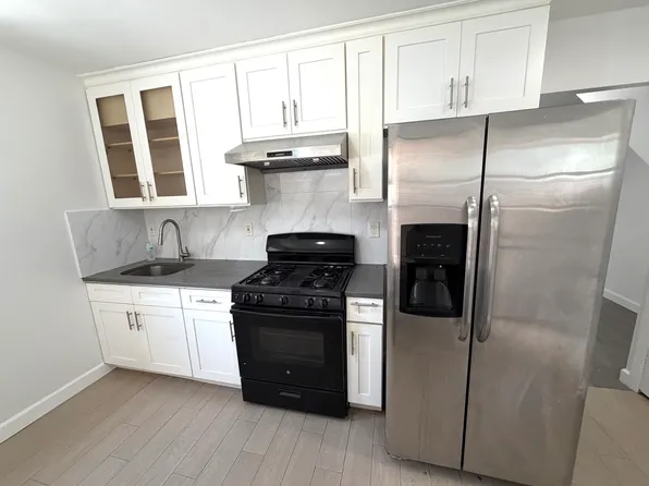 15001 Reeves Ave #1, Flushing, NY 11367