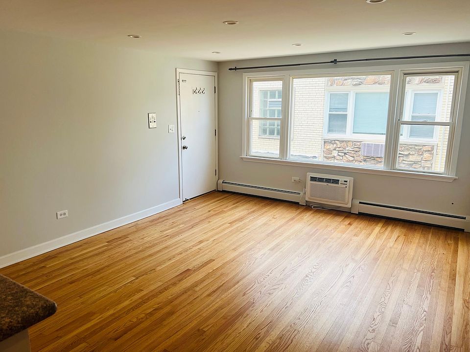 1st image of 8525 W Catalpa Ave Unit 2N