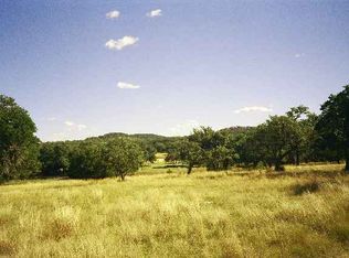 64 Baethge Blvd, Fredericksburg, TX 78624