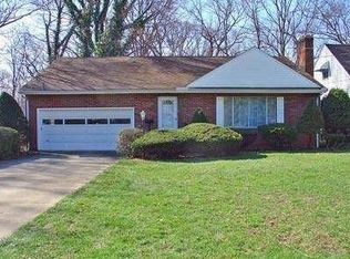 1738 Highbridge Rd, Cuyahoga Falls, OH 44223