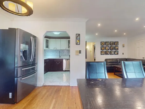 150-20 Jewel Avenue image 10 of 26