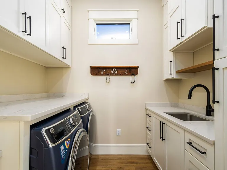 Laundry Room Cabinet