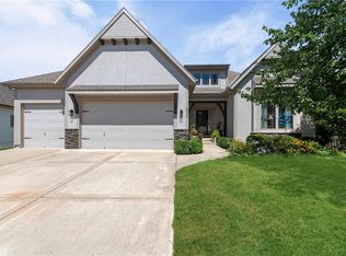 2644 SW 9th Ter, Lees Summit, MO 64081