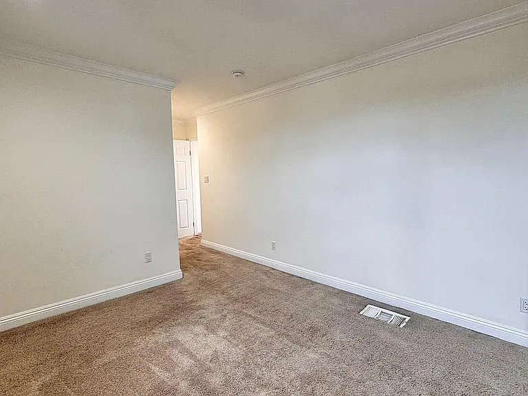 11812 Gorham Ave #Penthouse 1 — Photo 22