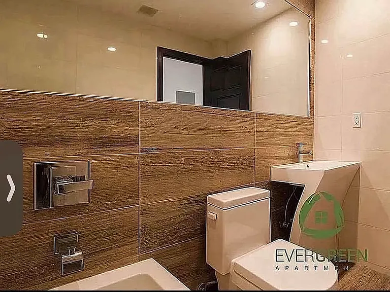 957 Kent Ave #3F — Photo 4