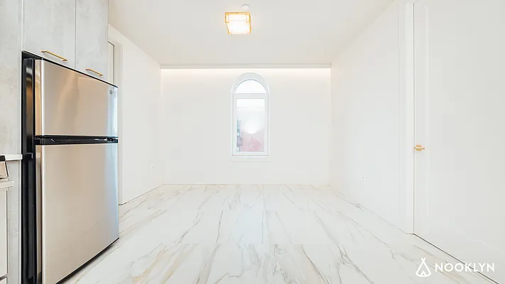 Rented by Nooklyn NYC LLC | media 56