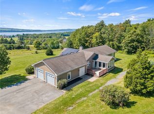 2425 Bockes Rd, Skaneateles, NY 13152