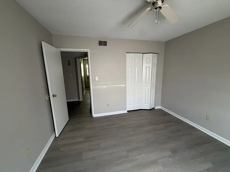 5452 New Cut Rd — Photo 8