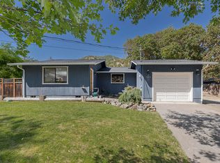 1223 5th Ave, Gold Hill, OR 97525