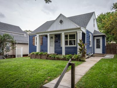 1910 E Fernwood Ave, Milwaukee, WI, 53207