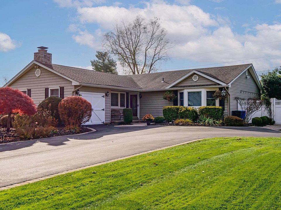1st image of 7 Rockrose Lane