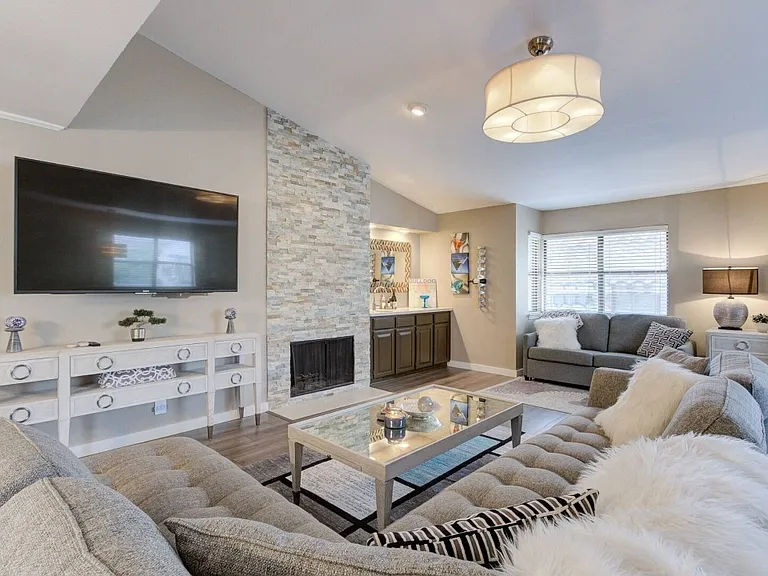 7738 Chambers Rd #802 — Photo 4
