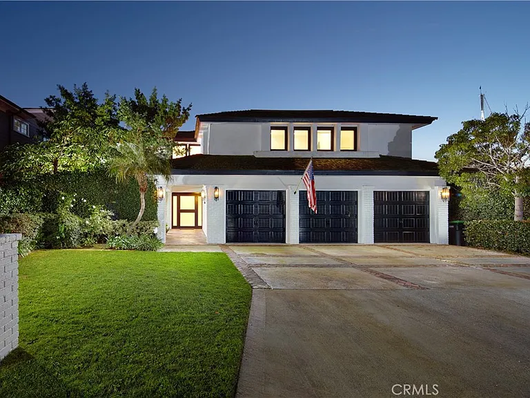 2572 Bayshore Dr — Photo 41