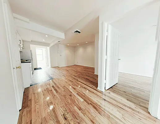 Rented by Union Square Property Management | media 12