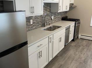 2311 E North Ave #9, Milwaukee, WI 53202