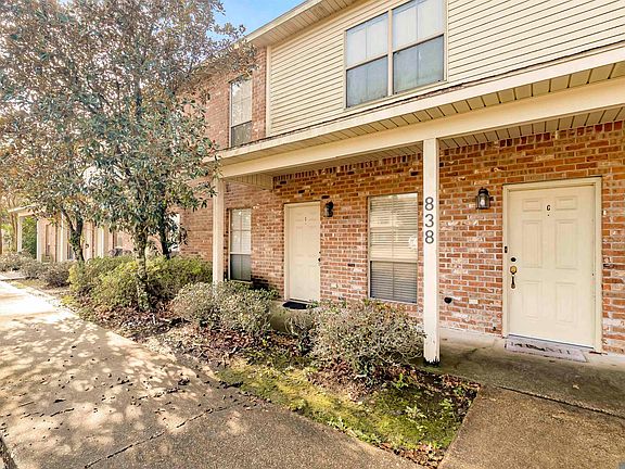 2nd image of 838 Meadow Bend Dr APT C