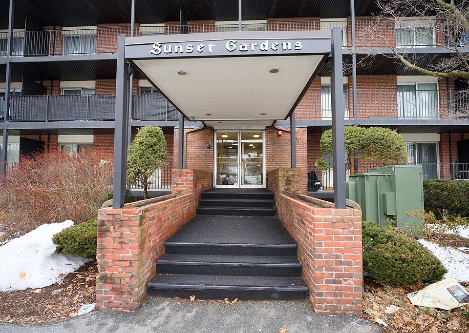 1st image of 45 Oval Rd APT 34