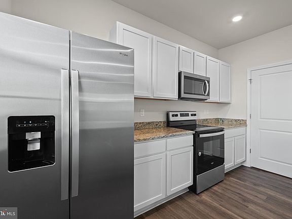 7th image of this home