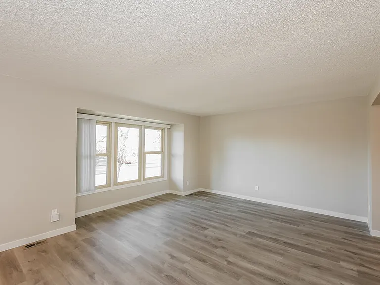4792 S Gar Way — Photo 12