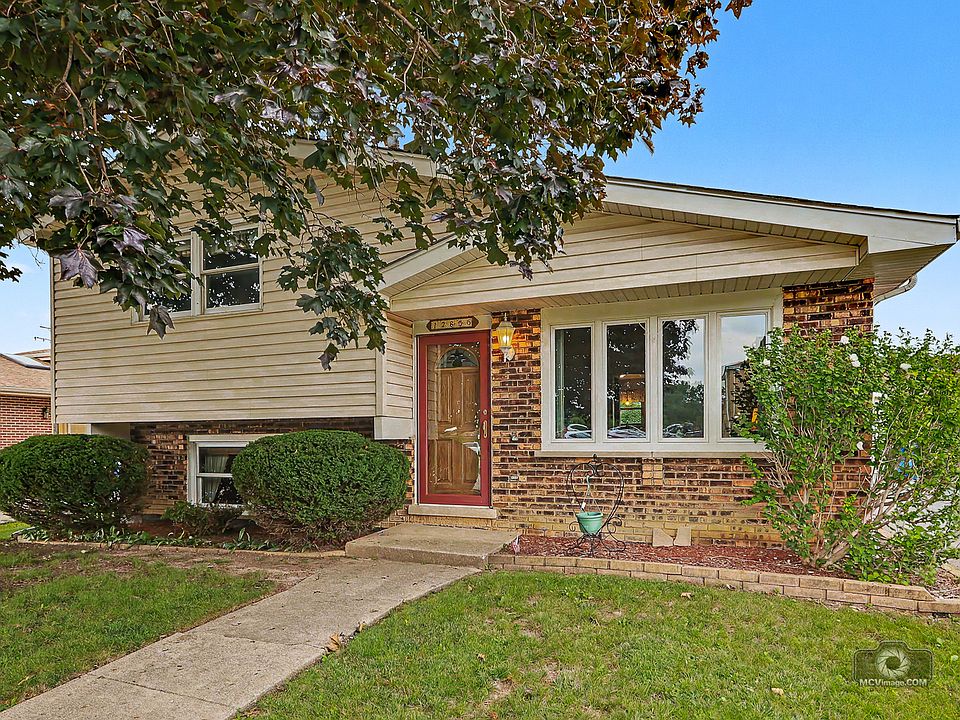 1st image of 12855 Crestbrook Ct