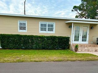 2080 Trotwood Dr, Sarasota, FL 34231