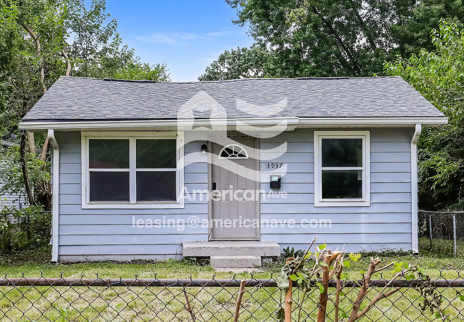 4 bed, 1.5 bath, 1200 sqft, $1,726 — Photo 1