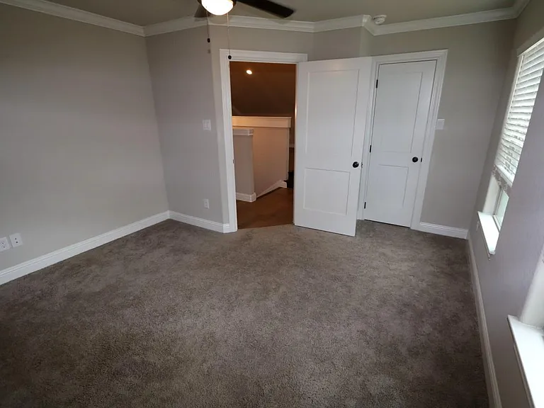 150 Harbour Town Cir — Photo 13