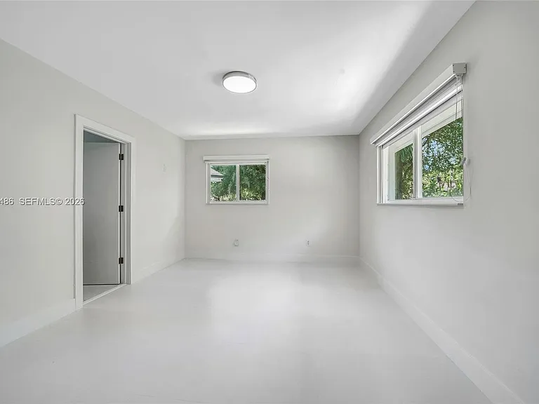 711 Sunset Rd — Photo 20