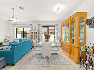 4200 Coco Plum Pl, Riviera Beach, FL 33410