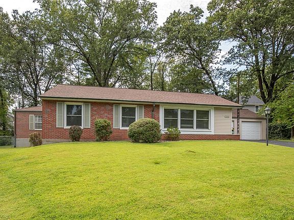2nd image of 444 Woodlawn Estates Dr