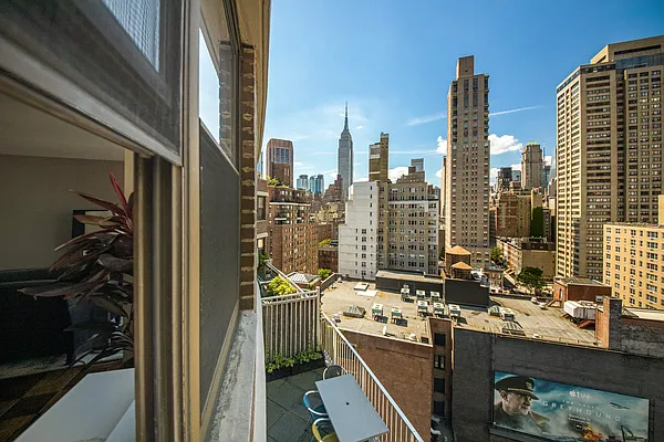 Sold by Compass | media 12