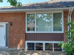 1329 Bloomsbury Cres, Ottawa, ON K2C 2Y8
