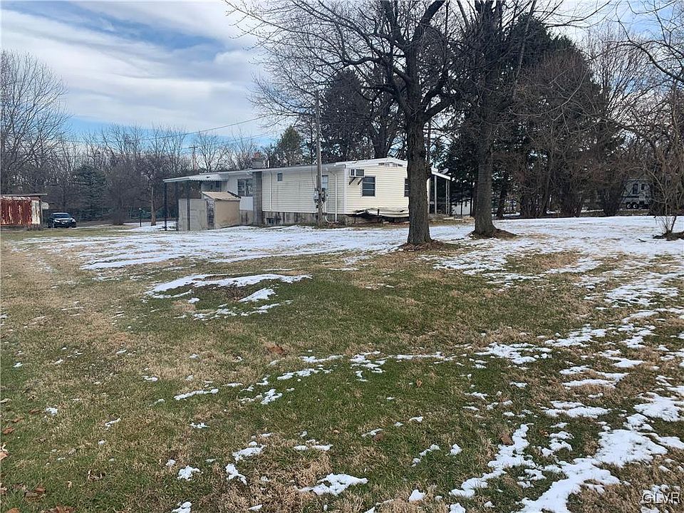2nd image of 6058 Adams Ln E
