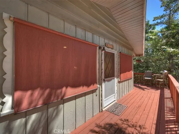 1069 Jungfrau Dr, Crestline, CA 92325