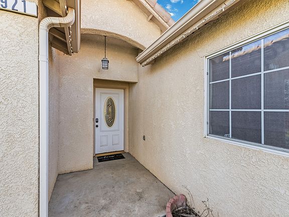 3rd image of 921 Don Medico Drive