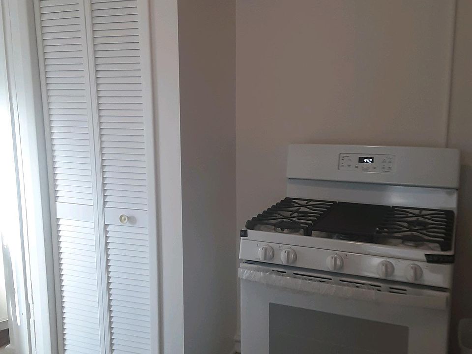 Range and pantry