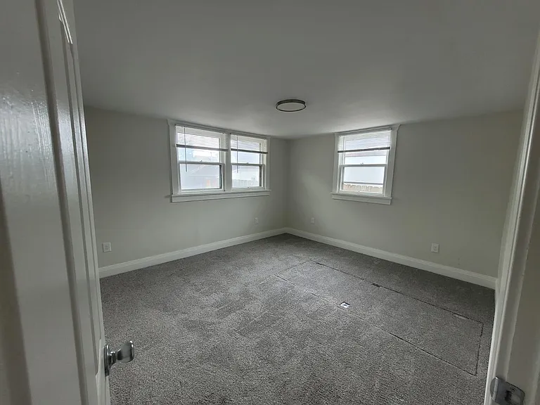 1018 E Linden Ave — Photo 15
