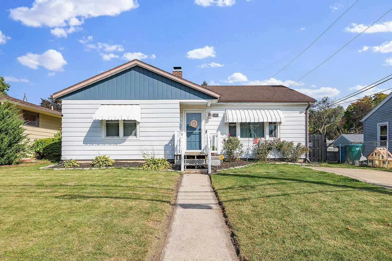 205 Lawrence St photo 1