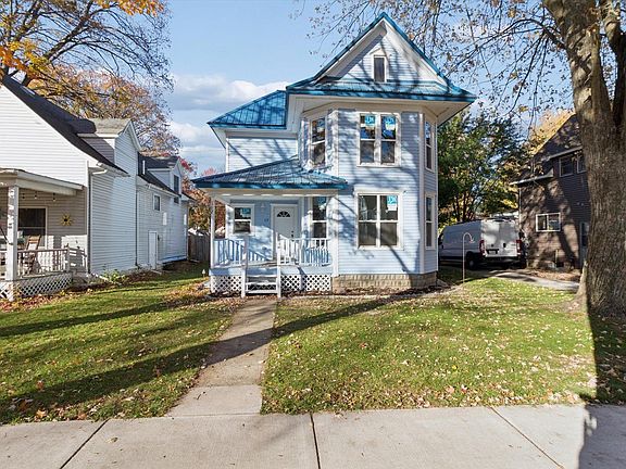 4th image of 117 E Wright Ave